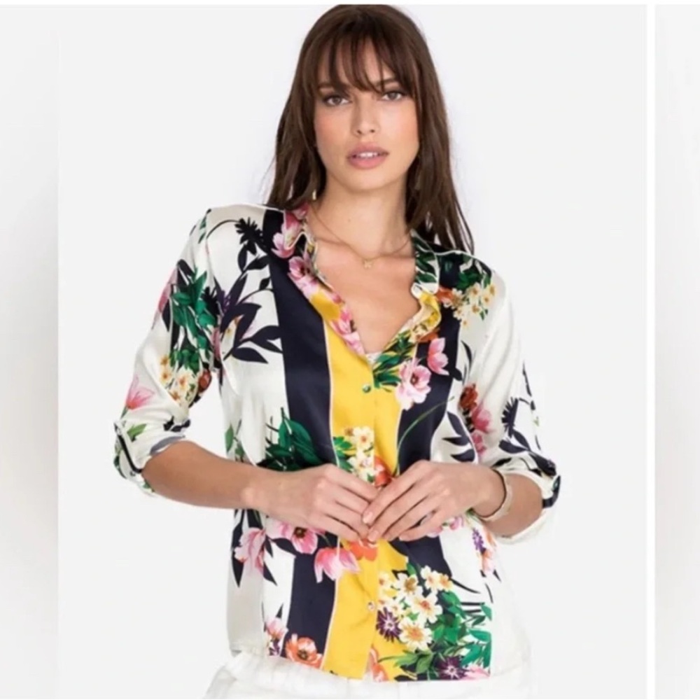Johnny Was Andrea Silk Button Down Blouse Size L